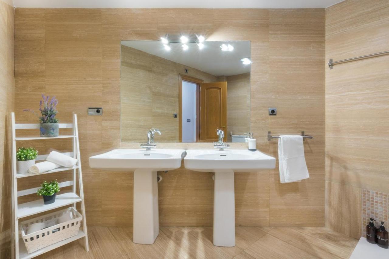 Apartamento Moderno Calle Larios Málaga Buitenkant foto